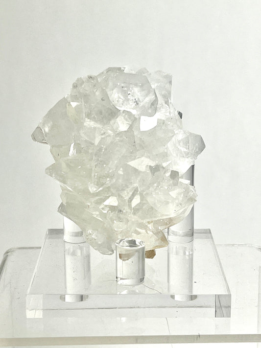 Apophyllite Ball Formation with Hematite Inclusions